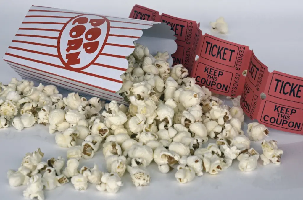 From Screen to Green: Making Your Movie Marathons More Eco-Conscious image