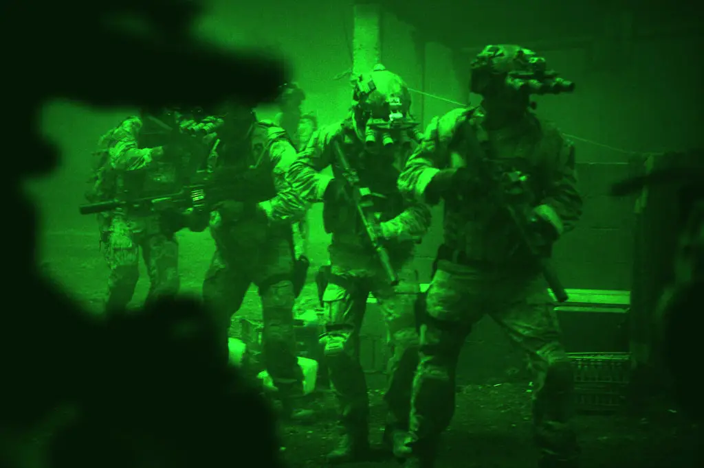 5 Movies That Likely Inspired Call of Duty Modern Warfare 2 Game image