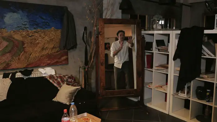 Onur Soyal trapped inside the mirror in Mirrorty