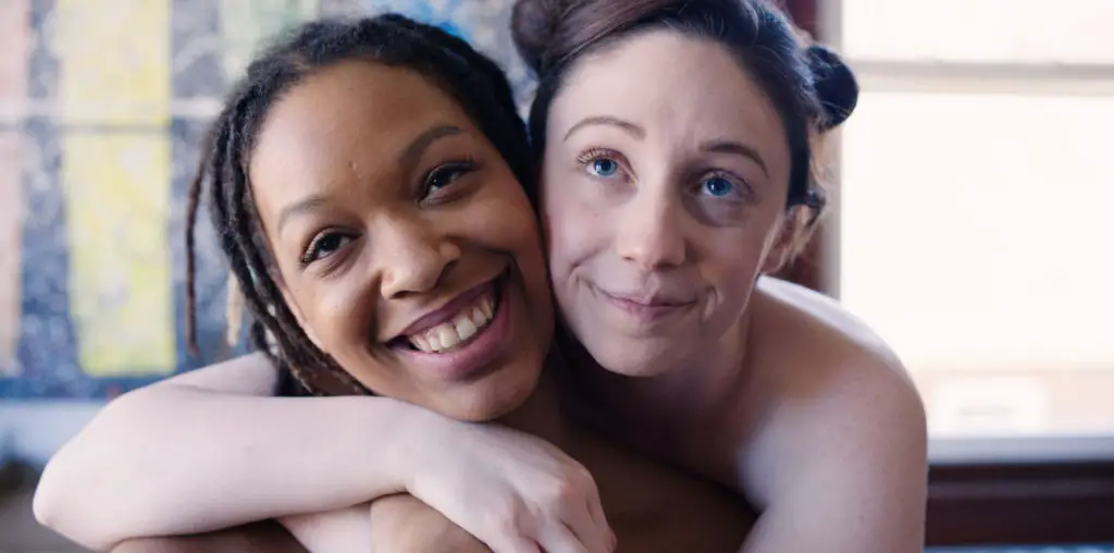 Finger Laced Crown image